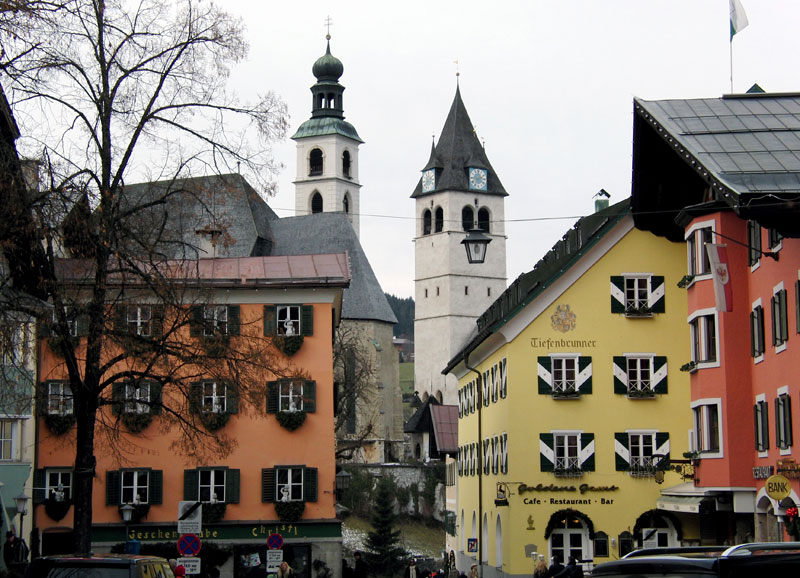 Ortsansichten des Nobelortes Kitzbühel.