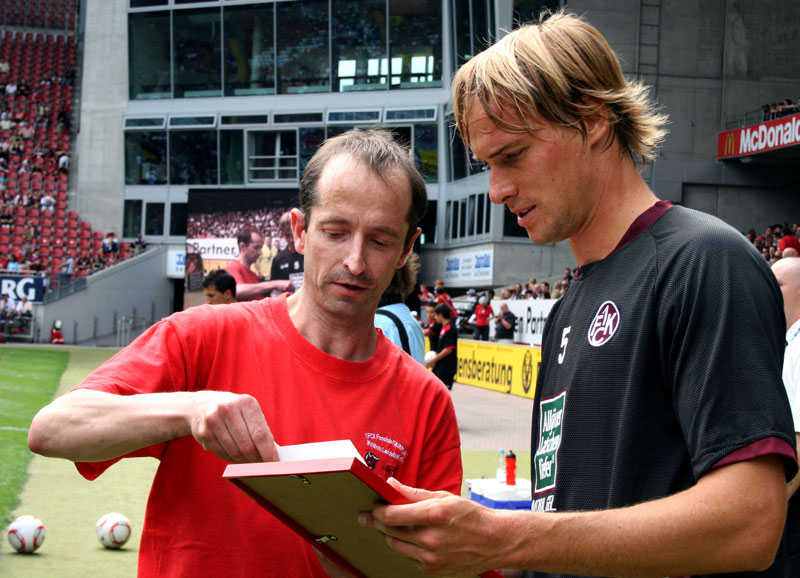 Martin Amedick wurde erneut zum „Spieler des Jahres“ gewählt und von Fairplay-Mitglied Manfred Müller ausgezeichnet.