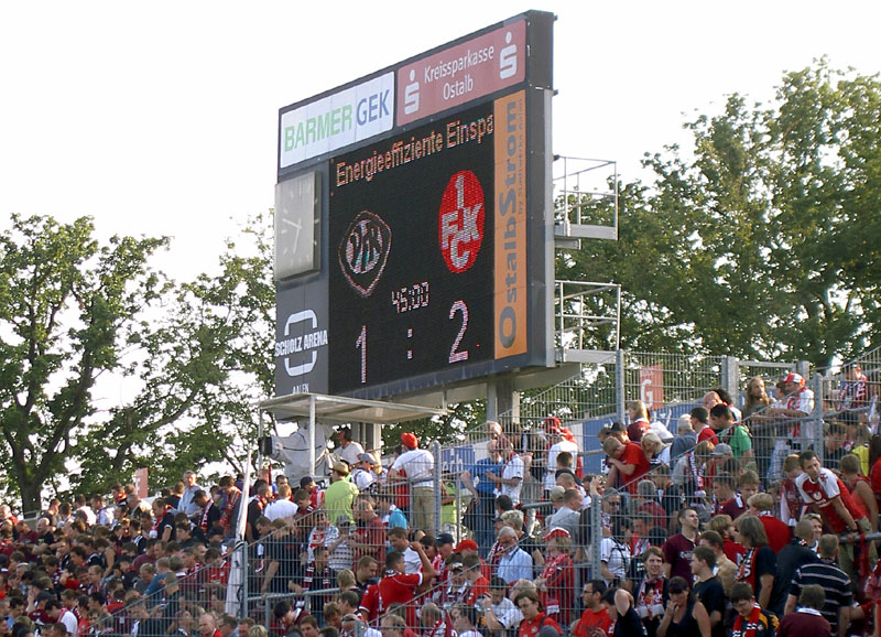 Ein schönes Bild aus der „Scholz-Arena“ in Aalen: Schon zur Halbzeit stand das Endergebnis fest.