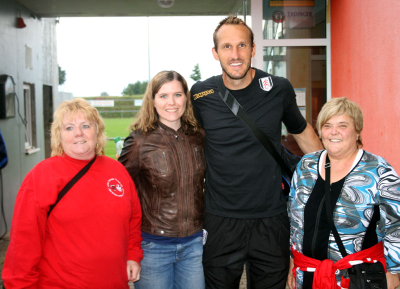 Wiedersehen mit Mark Schwarzer.