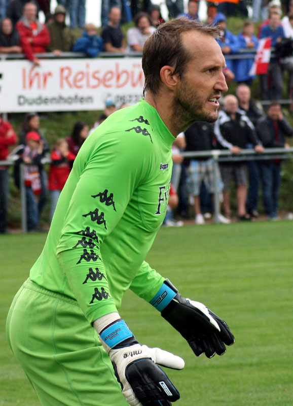 Mark Schwarzer im Trikot des englischen Premiere-League-Klubs FC Fulham.