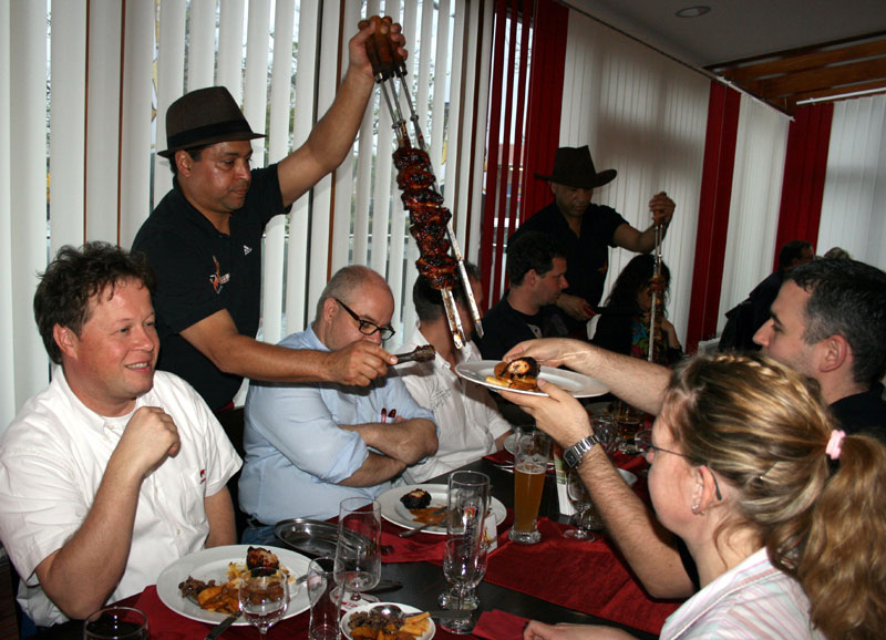 Fanclub-Essen in Ratinho’s Steakhouse: Der Chef persönlich servierte!